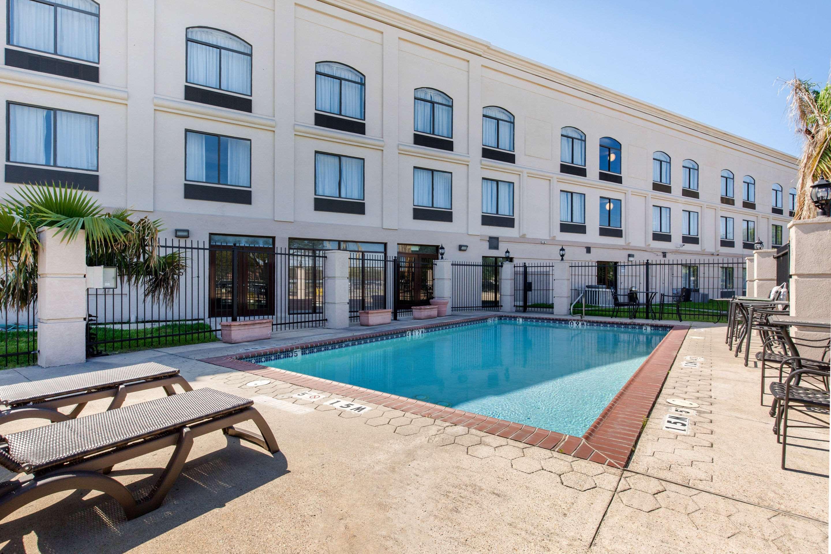 Comfort Inn & Suites Sw Houston Sugarland Экстерьер фото